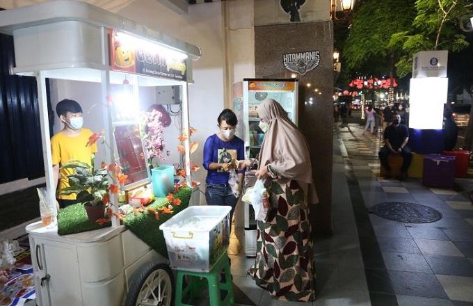 UMKM-di-Jalan-tunjungan_1